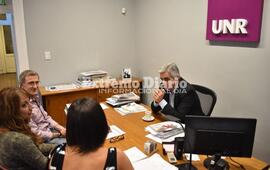 Imagen de Los Tiburones del Paran&aacute; y la Universidad Nacional de Rosario