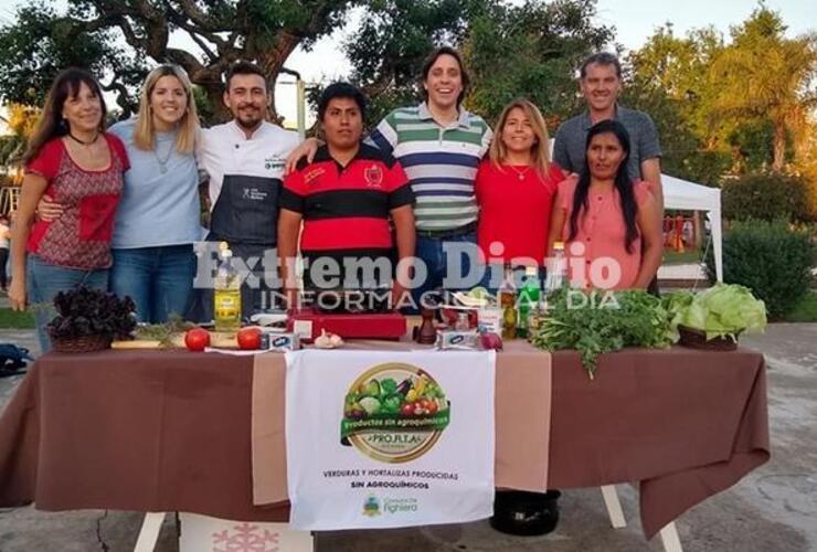 La actividad se realizó en la plaza pública.