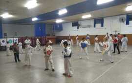 Todas las categor&iacute;as en pleno entrenamiento en Libertad.