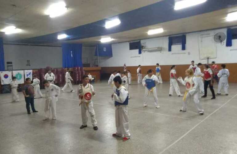 Todas las categorías en pleno entrenamiento en Libertad.