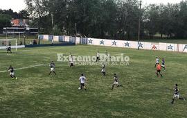 Imagen de Athletic cay&oacute; 3 a 0 en el Gabino ante Porvenir Talleres
