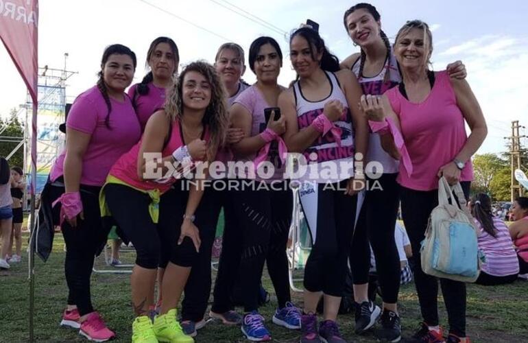 La profe Baby y sus alumnas siempre colaborando con el baile
