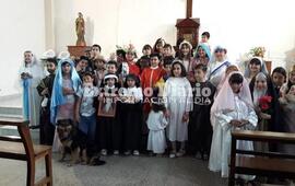 Los ni&ntilde;os personificaron a los diferentes santos de la Iglesia Cat&oacute;lica