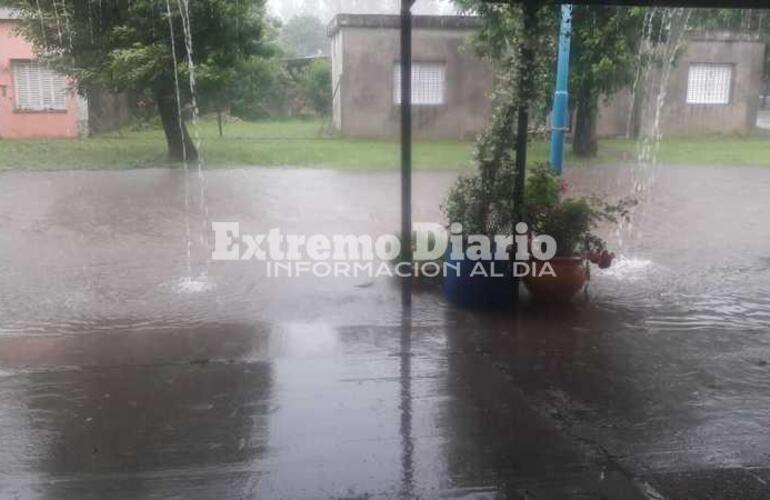 Desde la Comuna, indicaron que la situación se va normalizando en cuánto pare de llover.