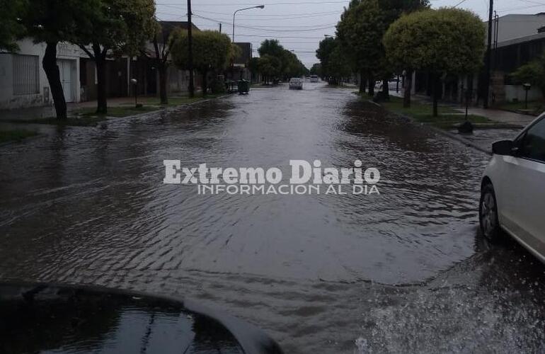 Imagen de Paró la lluvia y las calles comenzaron a desaguar