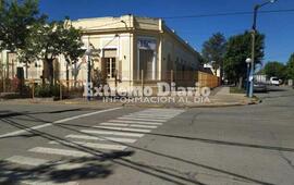 Mitre y Moreno. El accidente fue en la esquina de la escuela.