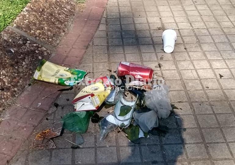 Imagen de &iquest;Descontrol?: As&iacute; amaneci&oacute; la Plaza 9 de Julio