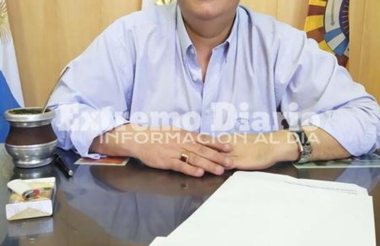 Imagen de El intendente adelant&oacute; que habr&aacute; una nueva entrega de dinero para escuelas antes de fin de a&ntilde;o