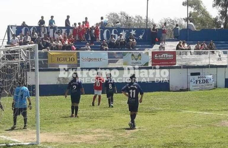 Los más chicos del "Picante" y el "Rojo y Blanco" se enfrentan en La Baja Italia.