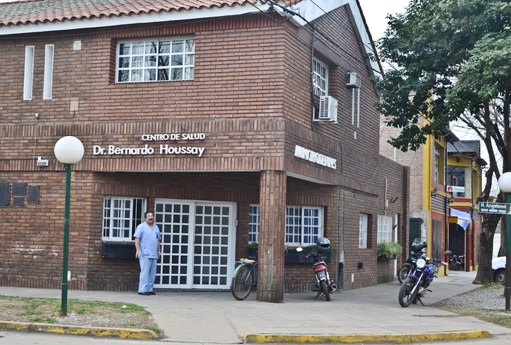 Landriel fue atendido en el Centro de Salud Dr. Bernando Houssay y ahora se recuperaba en su casa de Independencia al 1700. Foto: Info Funes