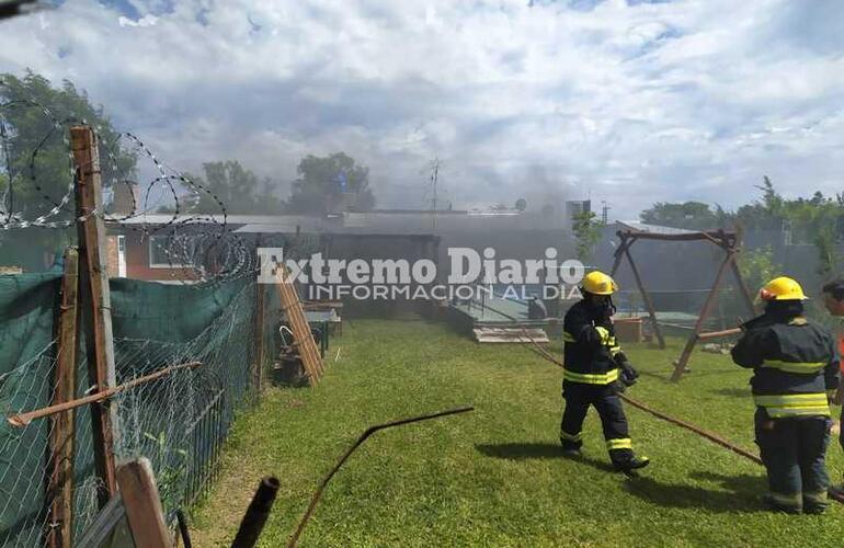 Imagen de Incendio con pérdidas importantes en una vivienda de Pavón
