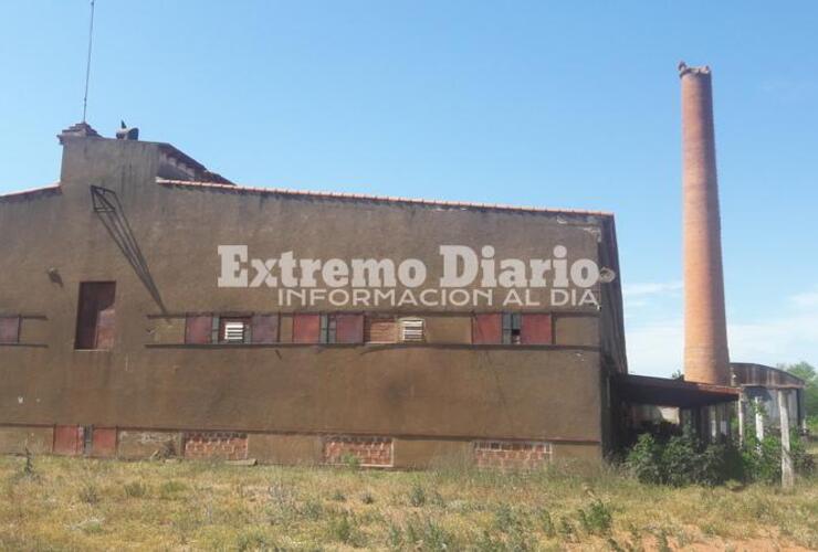 El predio de la ex cerámica en Fighiera se ubica en zona este del pueblo.