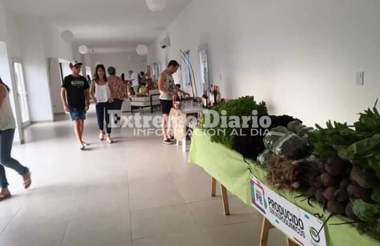 Imagen de Se desarroll&oacute; la jornada inicial del &nbsp;'1&deg; Mercado Itinerante'