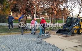 Imagen de F&aacute;brica comunal y pavimento: producci&oacute;n propia con valor agregado