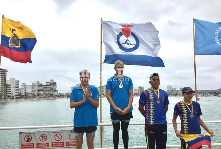 Otro vez el 1. El argentino en lo más alto del podio