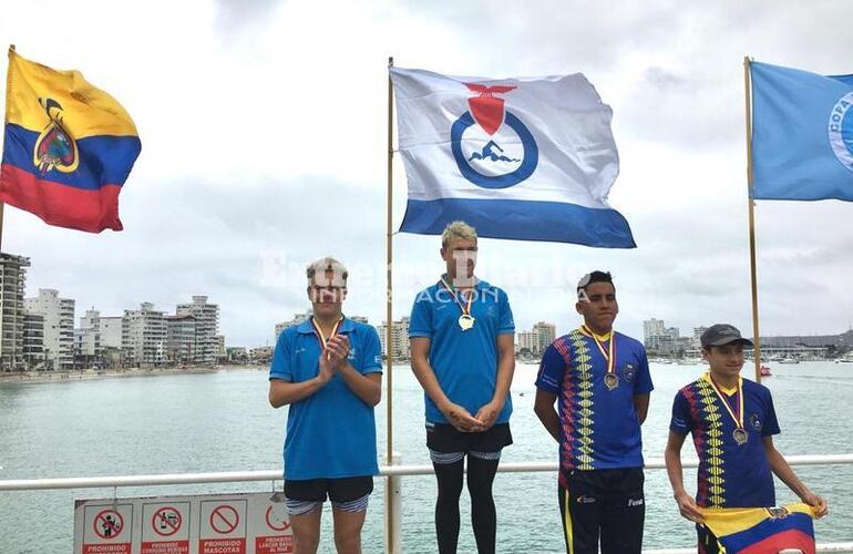 Otro vez el 1. El argentino en lo más alto del podio