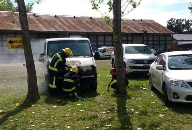 Una dotación trabajó en el lugar.