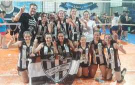 Imagen de &iexcl;Gran noticia!: La Sub 13 de V&oacute;ley Femenino Uni&oacute;n Campeonas invictas en su categor&iacute;a