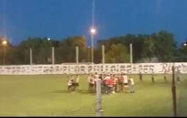 Festejo final. La Academia espera por el "Monstruo".