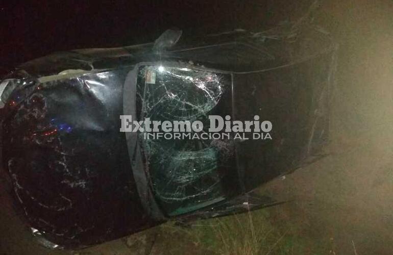 Imagen de Vuelco de un vehículo en camino a Playa Mansa