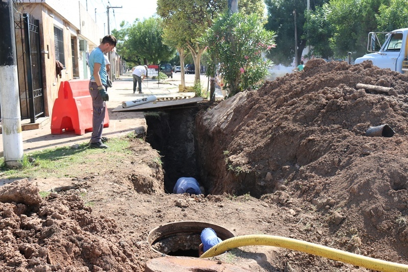 Imagen de Escoriado y avances en la puesta a punto de la red de desag&uuml;es cloacales