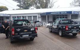 Imagen de Conmoci&oacute;n por la aparici&oacute;n de una joven con boca y manos pegadas