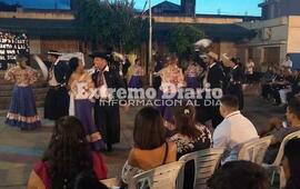 Fue en un acto que se realiz&oacute; en el patio de la Esc. Fiscal N&deg; 73