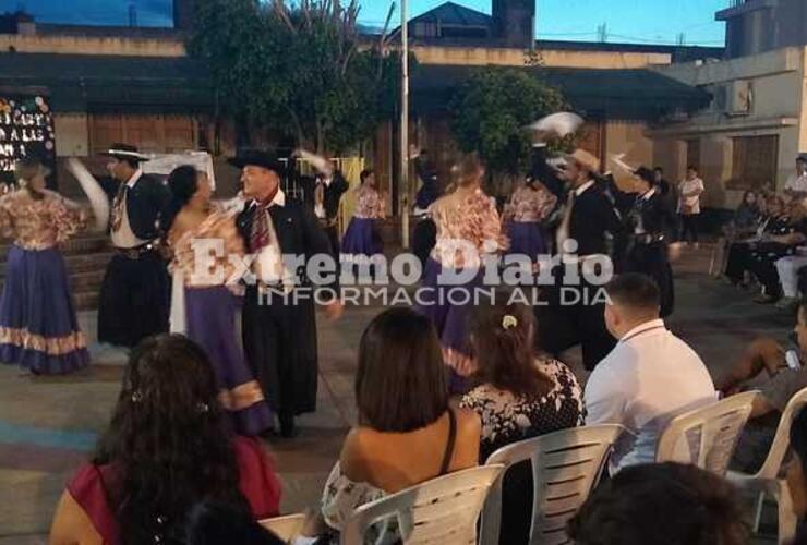 Fue en un acto que se realiz&oacute; en el patio de la Esc. Fiscal N&deg; 73