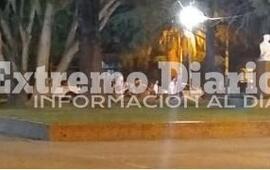 Fue en los festejos de este lunes por la noche en la plaza p&uacute;blica.