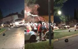 Fue mediante una caravana y concentraci&oacute;n de decenas de simpatizantes.