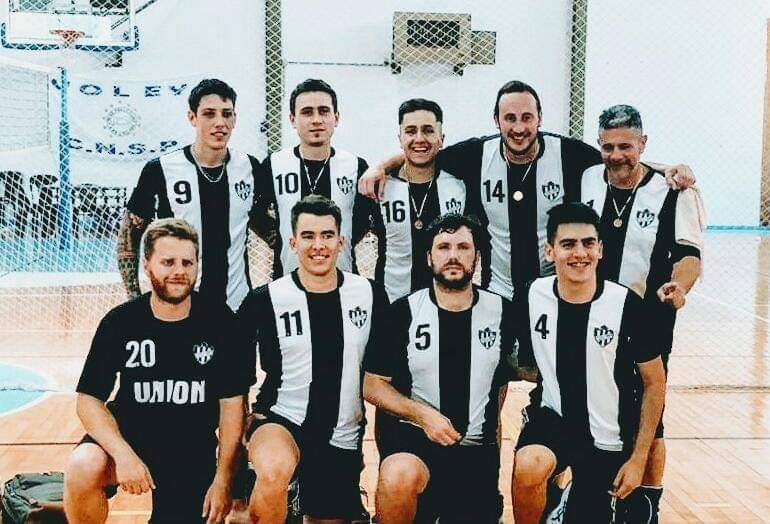 Imagen de El v&oacute;ley masculino 'Panza' se qued&oacute; con la Copa de Plata en San Pedro