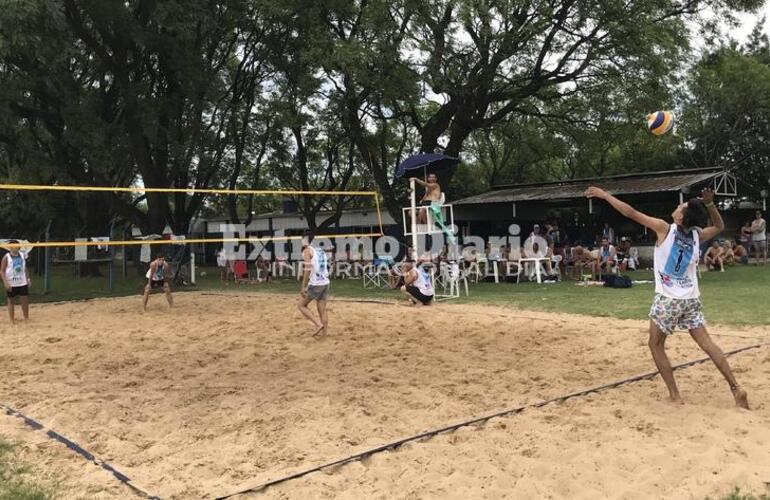 Imagen de El torneo de “Beach Voley” en A.S.A.C. fue un éxito
