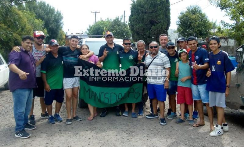 Imagen de Manos Dadas recaud&oacute; dinero con el �Chanchomovil� para su predio deportivo