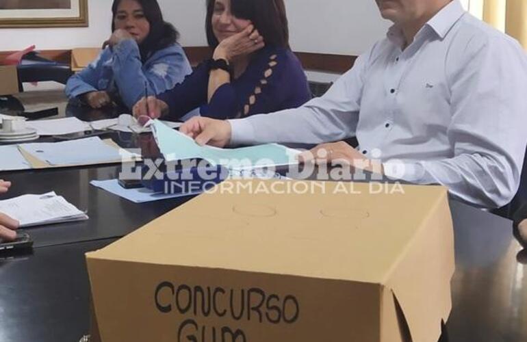 Imagen de "Si la administración hubiese estado a nuestro cargo tendríamos concursos casi permanentes"