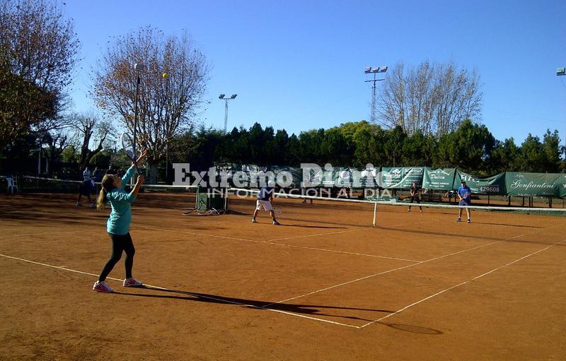 Imagen de Se viene un Torneo de �Dobles Mixtos� en A.S.A.C.