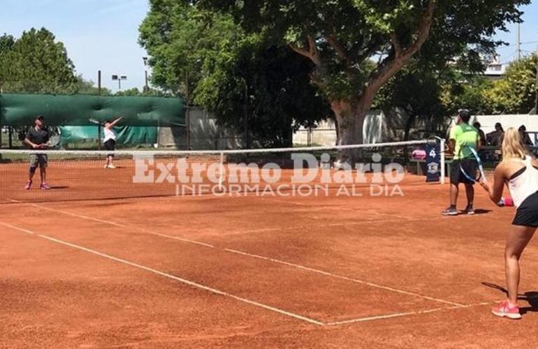 Imagen de ASAC realizó un convocante y exitoso torneo de Dobles Mixtos