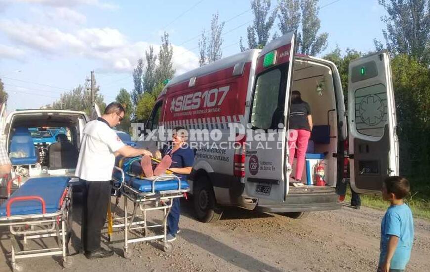 Imagen de Una mujer result&oacute; herida tras chocar su auto contra una columna