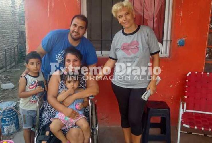 Milagros necesita de una operación para volver a caminar.