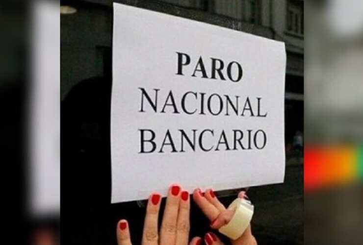 Imagen de Bancarios paran este lunes en repudio al crimen del cajero