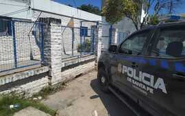 Imagen de Gran despliegue policial y municipal por un caballo que estaba siendo trasladado a tiro con un auto