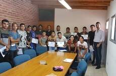 Imagen de La Comuna realiz&oacute; una capacitaci&oacute;n laboral en frigor&iacute;fico Cirib&eacute;
