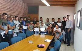 Imagen de La Comuna realiz&oacute; una capacitaci&oacute;n laboral en frigor&iacute;fico Cirib&eacute;