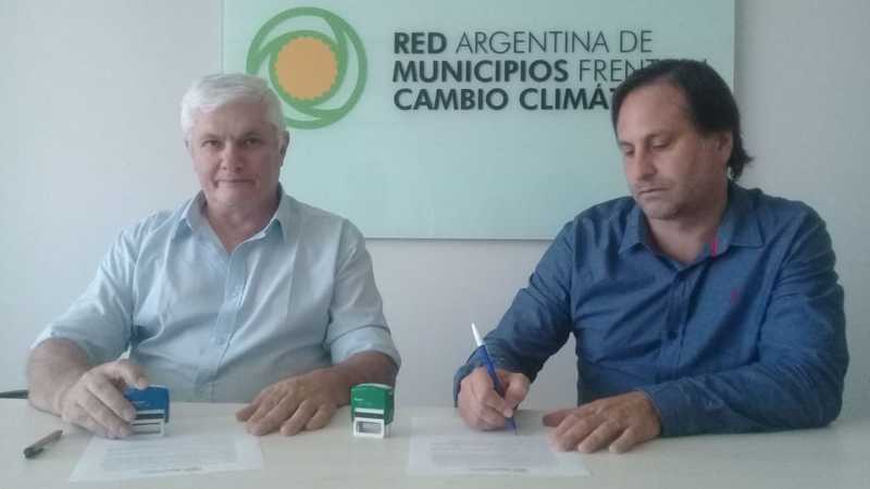 Imagen de Firma de convenio de adhesi&oacute;n con la Red Argentina de Municipios frente al Cambio Clim&aacute;tico