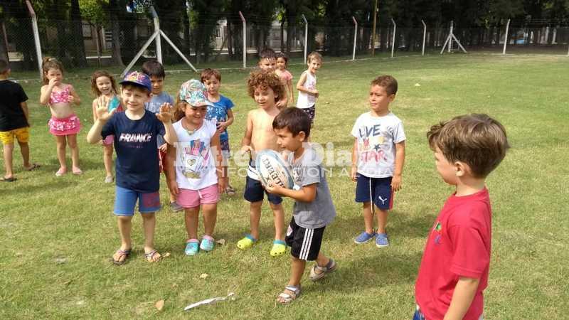 Imagen de Clase especial de Rugby en la Colonia de Talleres