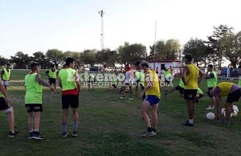 El Rojo y Blanco va por un nuevo año con ilusiones renovadas con un plantel Sub 24.