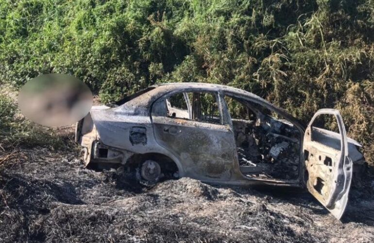 El cuerpo y el auto fueron encontrados en el acceso a Cargill.