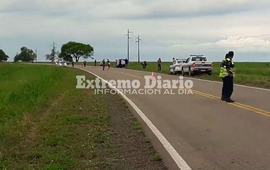 Los cuerpos aparecieron dentro de un Ford Escort blanco a la vera de la autopista 34.