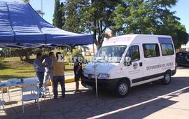 Brind&oacute; asesoramiento a los vecinos de manera gratuita.