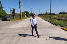 El Presidente Comunal Esteban Ferri recorrió y presentó las obras.