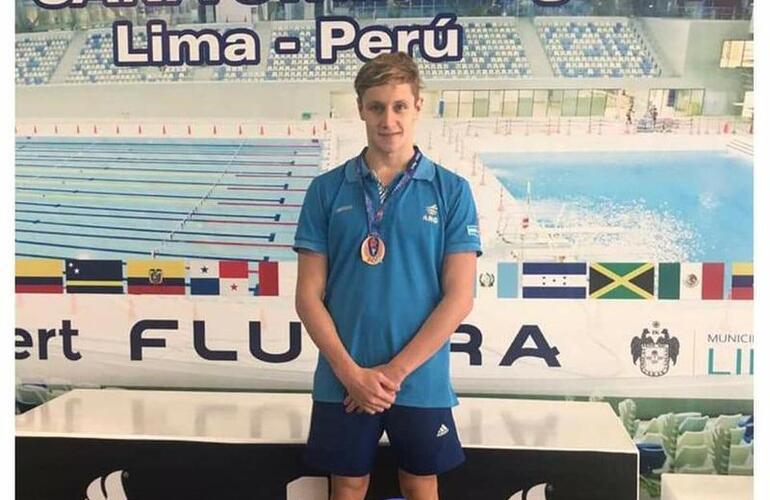 Imagen de Perú: Joaquín Renzi consiguió la medalla de plata en el debut en la Copa UANA